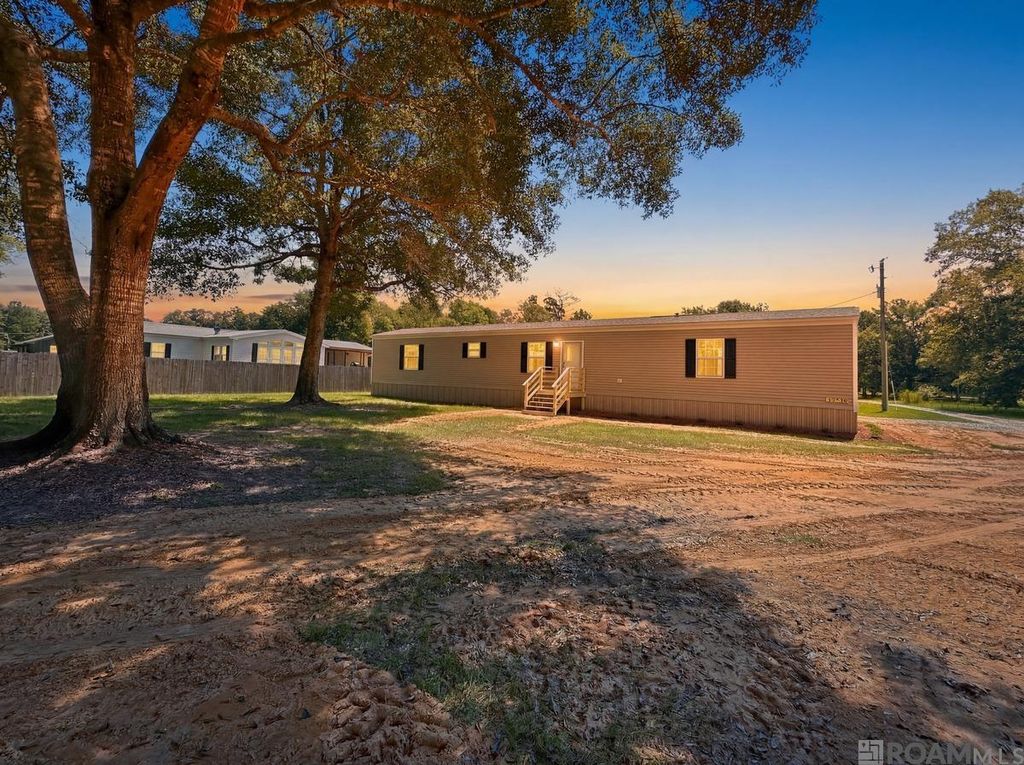 37730 Webb Rd, Denham Springs, LA 70706