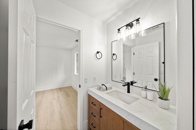 6051 Kenneth Oak Way, Fair Oaks, CA 95628