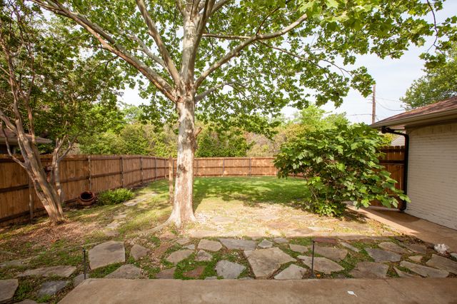 319 Gwendola Drive, Mckinney, TX 75071