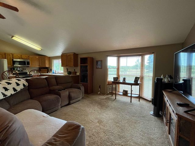 2063 E Walton Road, Shepherd, MI 48883