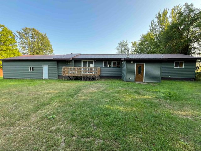 2063 E Walton Road, Shepherd, MI 48883