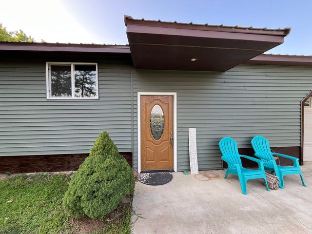 2063 E Walton Road, Shepherd, MI 48883