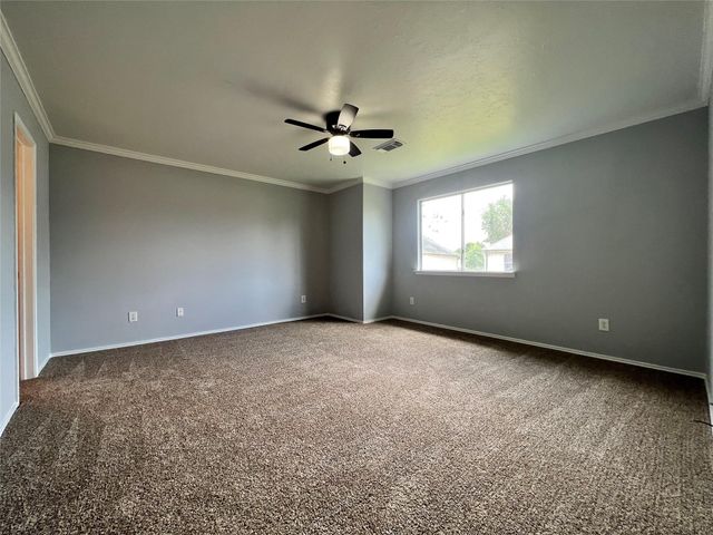 919 N Oak Drive, Houston, TX 77073