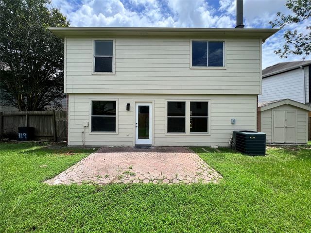 919 N Oak Drive, Houston, TX 77073