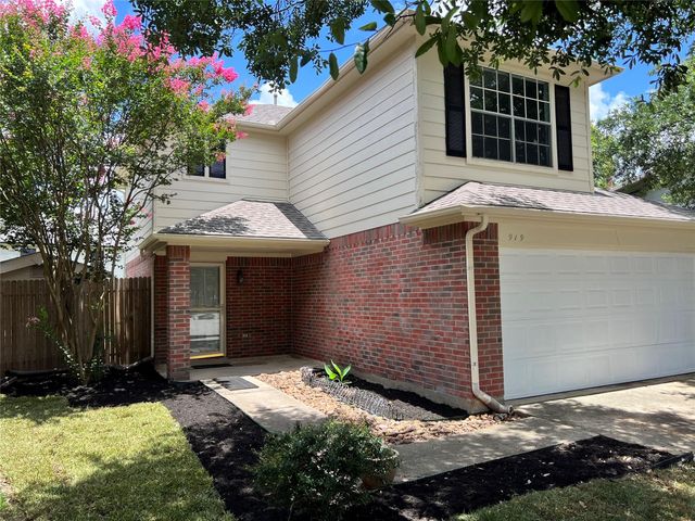919 N Oak Drive, Houston, TX 77073