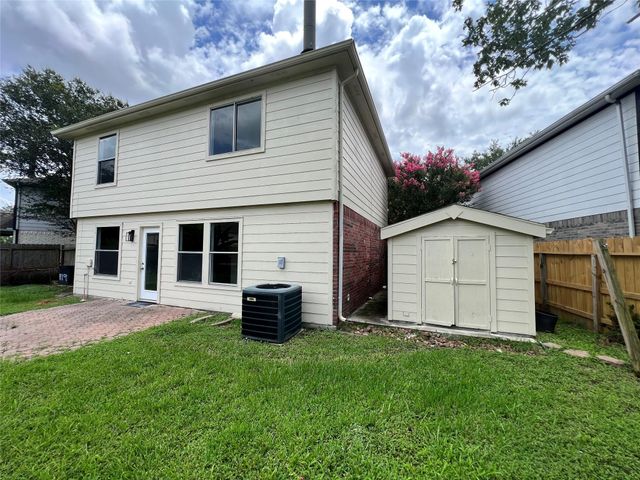919 N Oak Drive, Houston, TX 77073