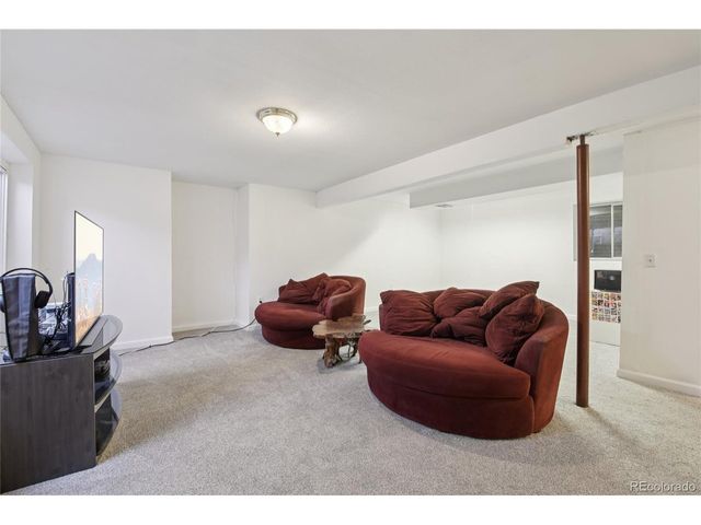 9106 Clermont Dr, Thornton, CO 80229