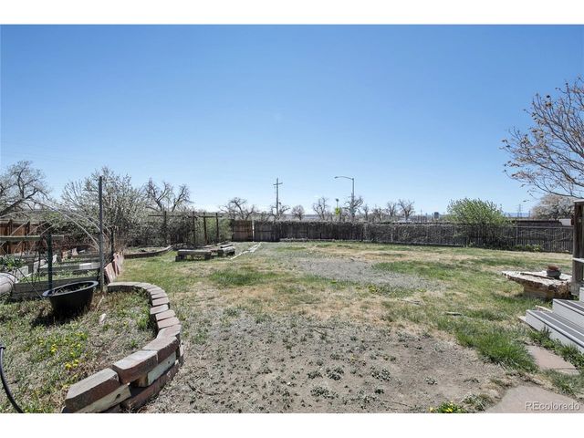 9106 Clermont Dr, Thornton, CO 80229