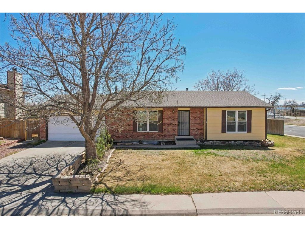 9106 Clermont Dr, Thornton, CO 80229