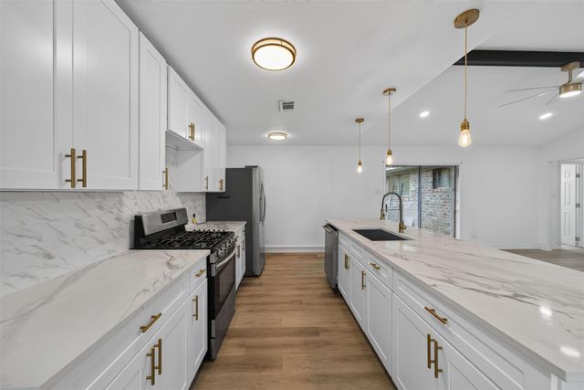 14206 Kittydale Drive, Humble, TX 77396