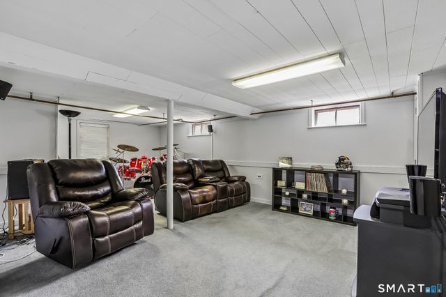 6 Country Ridge Road, Danbury, CT 06811