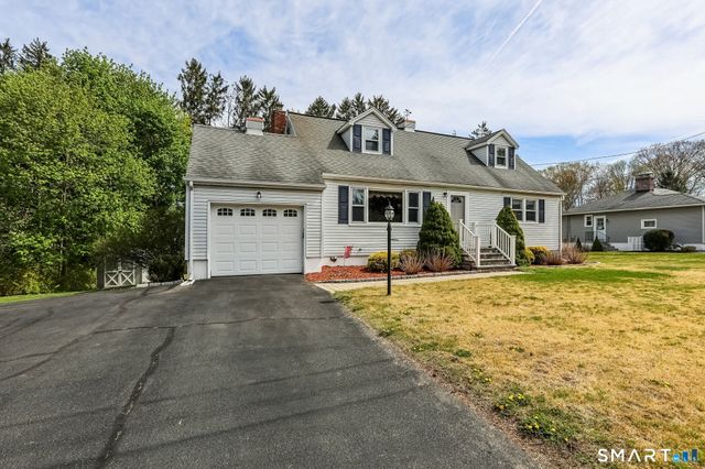 6 Country Ridge Road, Danbury, CT 06811