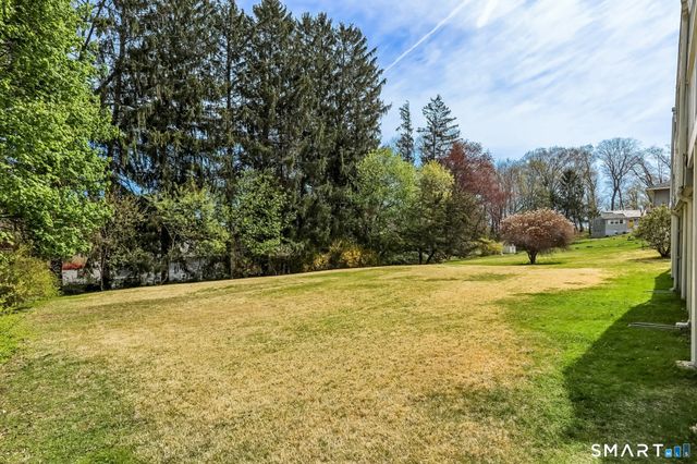 6 Country Ridge Road, Danbury, CT 06811