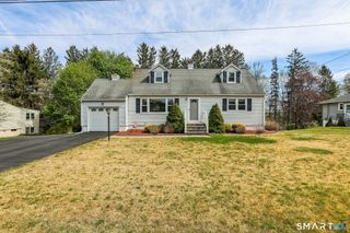 6 Country Ridge Road, Danbury, CT 06811