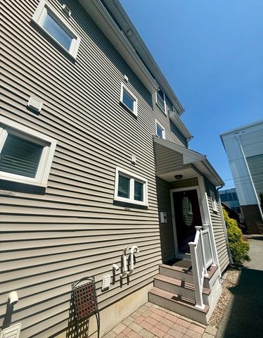 27 Antwerp St, Boston, MA 02135