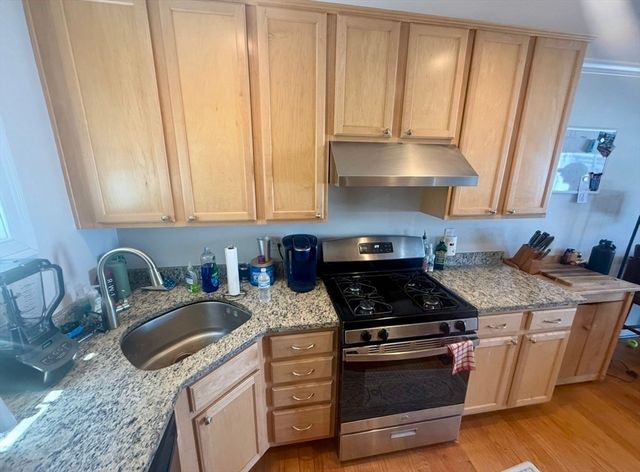 27 Antwerp St, Boston, MA 02135