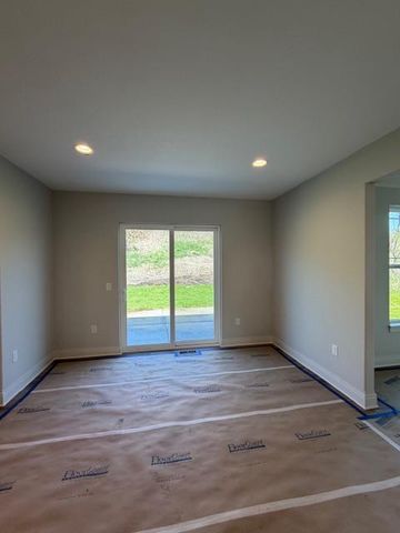 1344 Mohican TRAIL, Waukesha, WI 53189