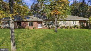 23 FORREST BLEND DR, Titusville, NJ 08560