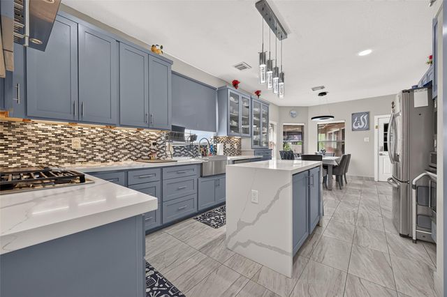11930 Matagorda Lane, Sugar Land, TX 77498