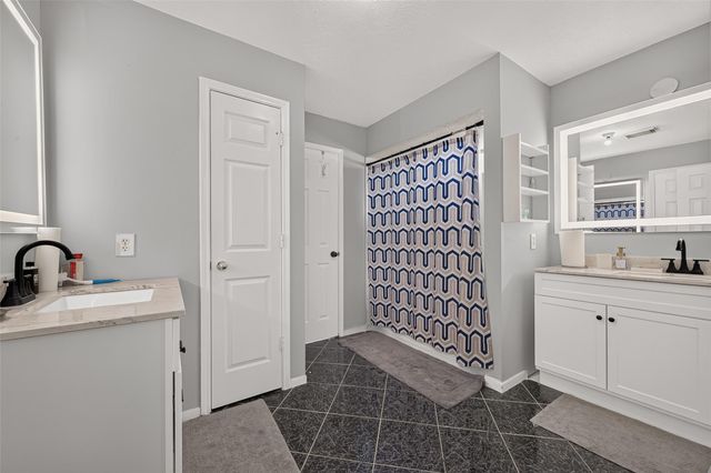 11930 Matagorda Lane, Sugar Land, TX 77498