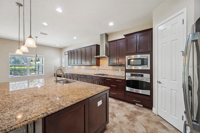 5117 LONGSPUR COURT, Lithia, FL 33547