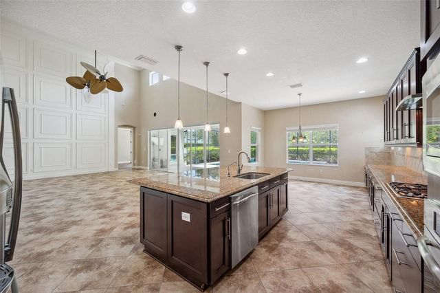 5117 LONGSPUR COURT, Lithia, FL 33547