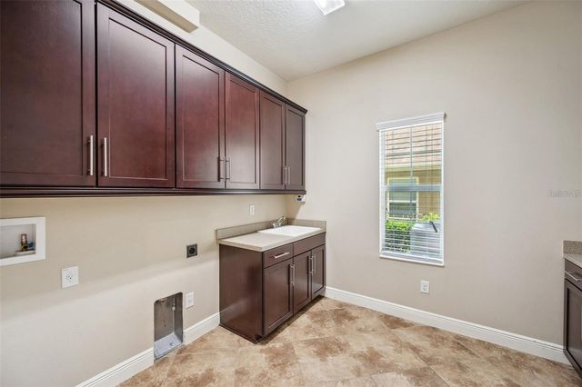 5117 LONGSPUR COURT, Lithia, FL 33547