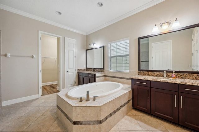 5117 LONGSPUR COURT, Lithia, FL 33547