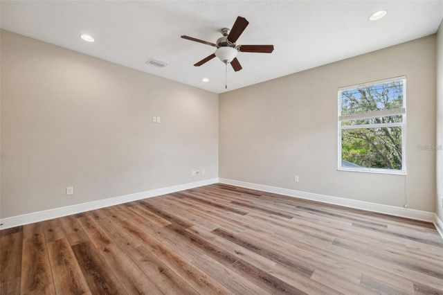 5117 LONGSPUR COURT, Lithia, FL 33547