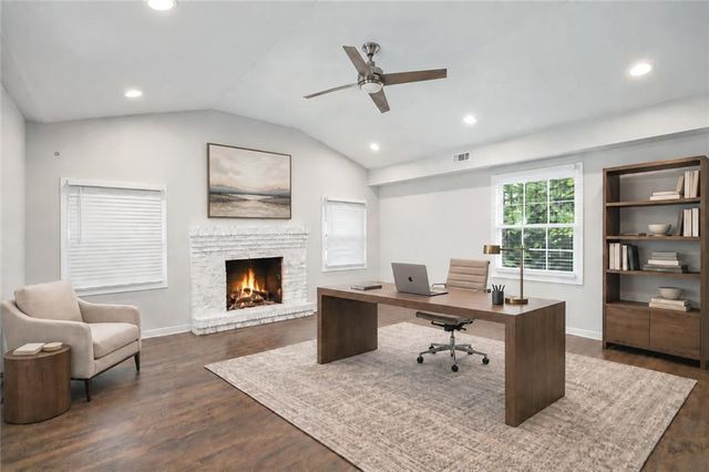 2844 Oldknow Drive NW, Atlanta, GA 30318