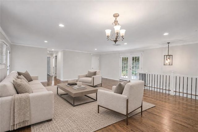 2844 Oldknow Drive NW, Atlanta, GA 30318
