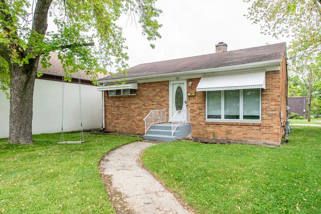 1101 Pine Street, Waukegan, IL 60085