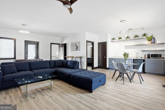 1076 Center Street NW, Atlanta, GA 30318