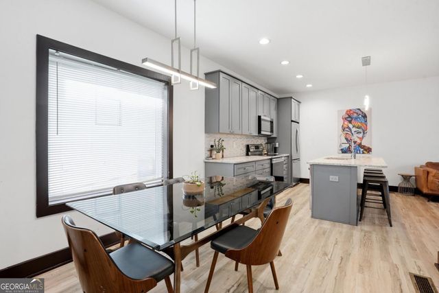 1076 Center Street NW, Atlanta, GA 30318