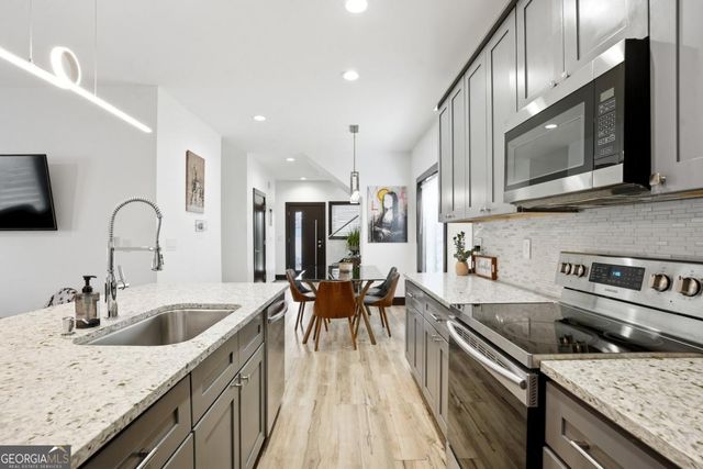 1076 Center Street NW, Atlanta, GA 30318