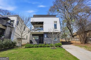 1076 Center Street NW, Atlanta, GA 30318