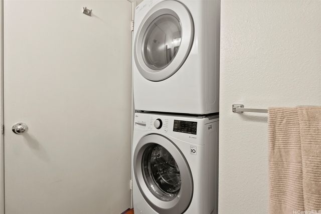 94-820 Lumiauau Street A201, Waipahu, HI 96797