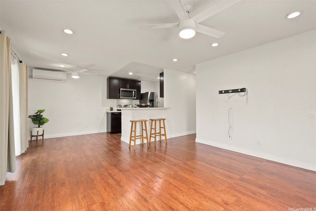 94-820 Lumiauau Street A201, Waipahu, HI 96797