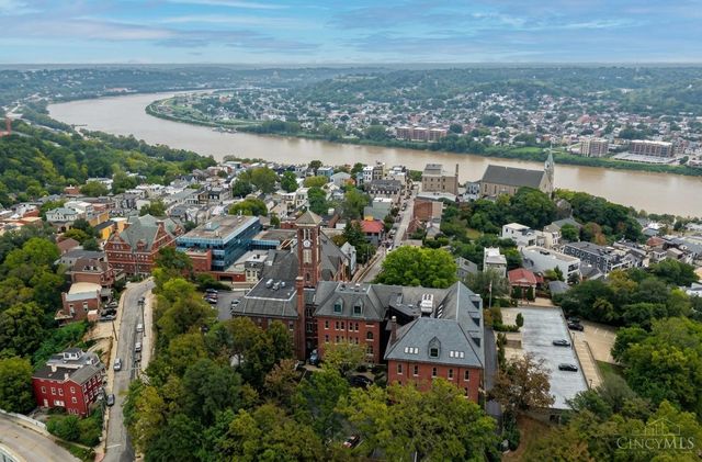 939 Monastery Street, Cincinnati, OH 45202