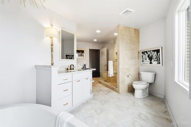 939 Monastery Street, Cincinnati, OH 45202