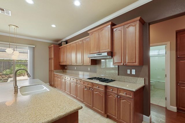 757 Killebrew Way, Galt, CA 95632