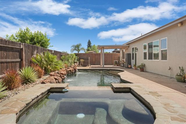 757 Killebrew Way, Galt, CA 95632