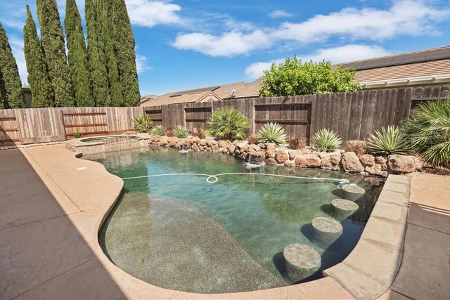 757 Killebrew Way, Galt, CA 95632