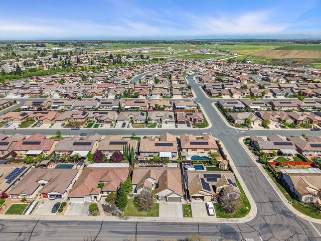 757 Killebrew Way, Galt, CA 95632