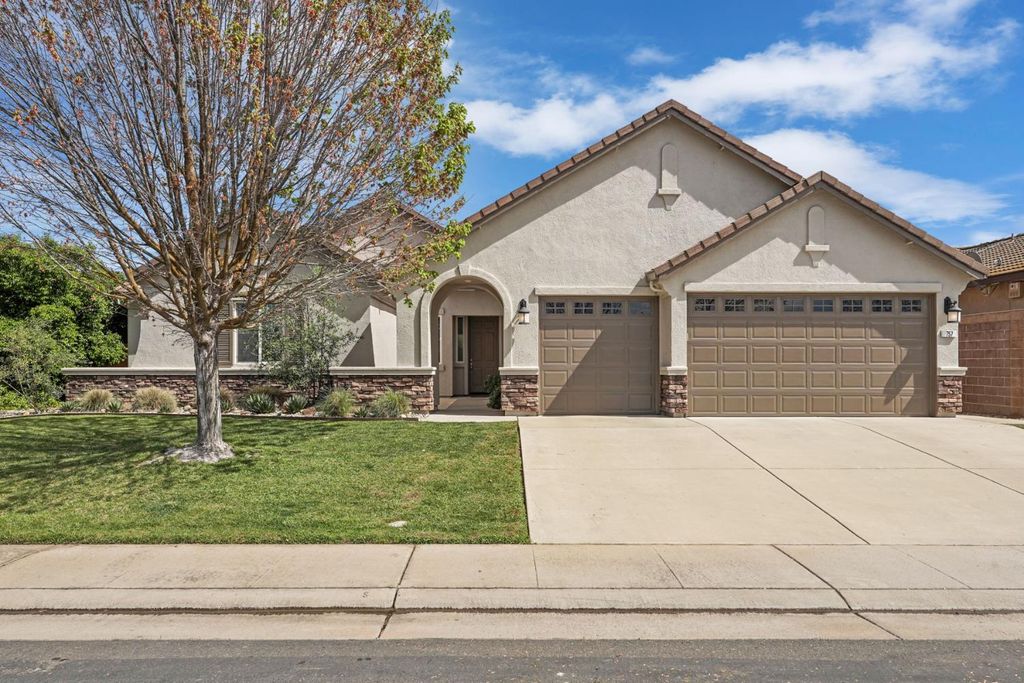 757 Killebrew Way, Galt, CA 95632