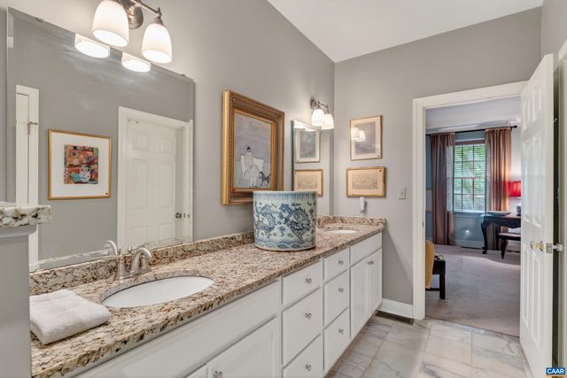 1624 GATEWICK PL, Keswick, VA 22947