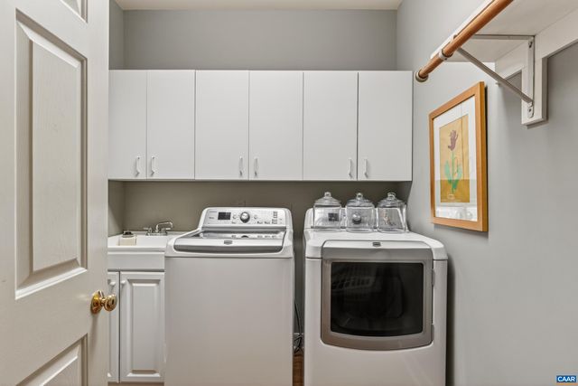 1624 GATEWICK PL, Keswick, VA 22947