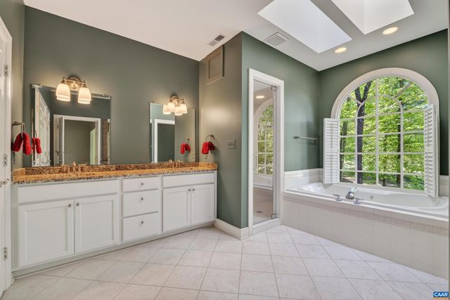 1624 GATEWICK PL, Keswick, VA 22947