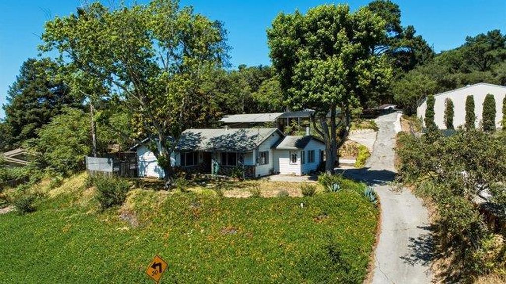 741 Echo Valley Road, Salinas, CA 93907