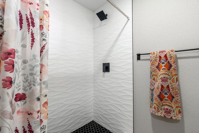 31 Circle A Drive, Palm Desert, CA 92260